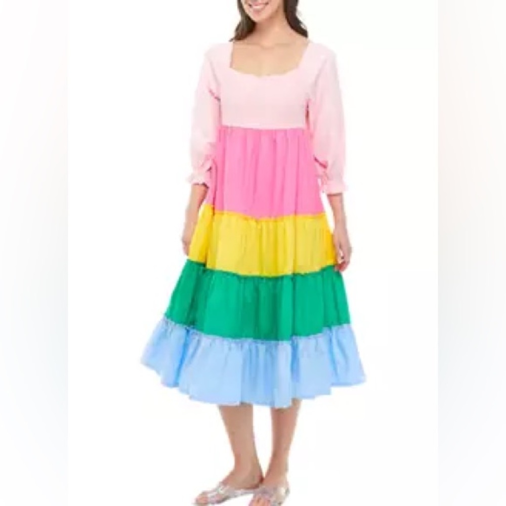 Crown and Ivy Women's 3/4 Sleeve Smocked Bodice Dress